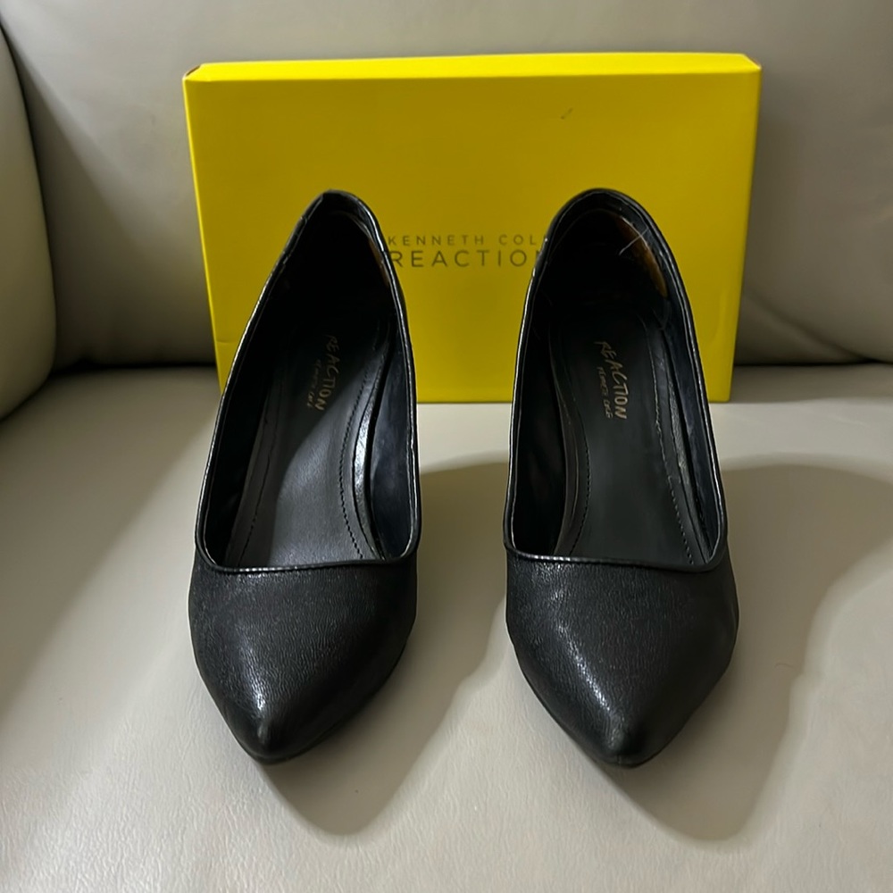 Kenneth Cole Reaction high heels